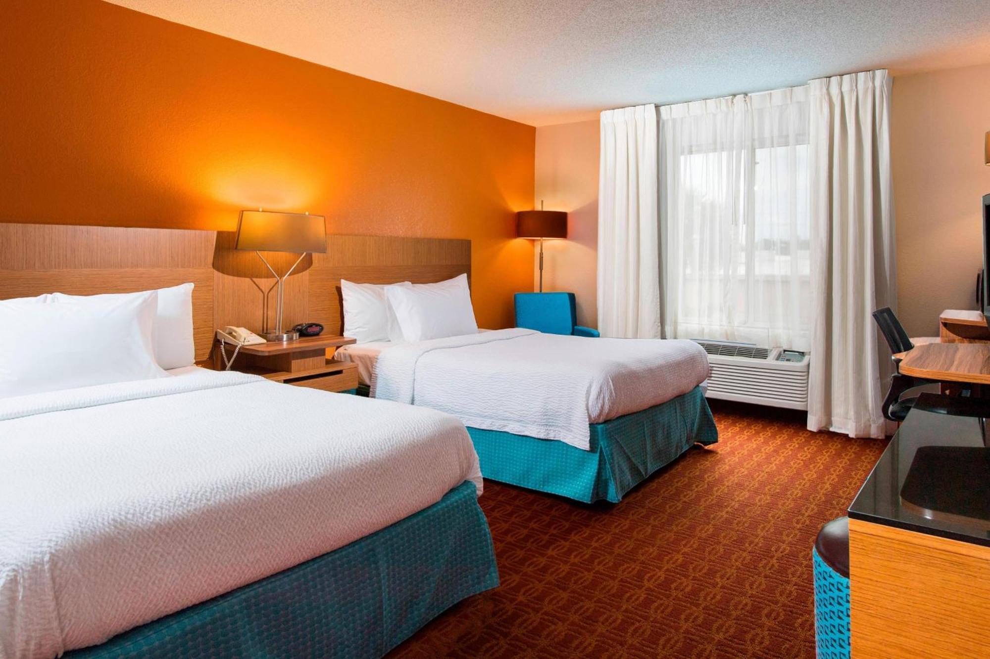 Fairfield Inn & Suites By Marriott Fort Myers Cape Coral Cypress Lake Εξωτερικό φωτογραφία