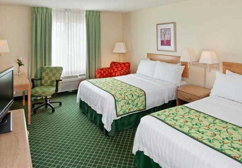 Fairfield Inn & Suites By Marriott Fort Myers Cape Coral Cypress Lake Δωμάτιο φωτογραφία